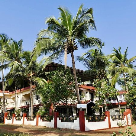 Shanu'S Seaside Inn - A Guesthouse, 100 Metres To Candolim Beach Eksteriør bilde