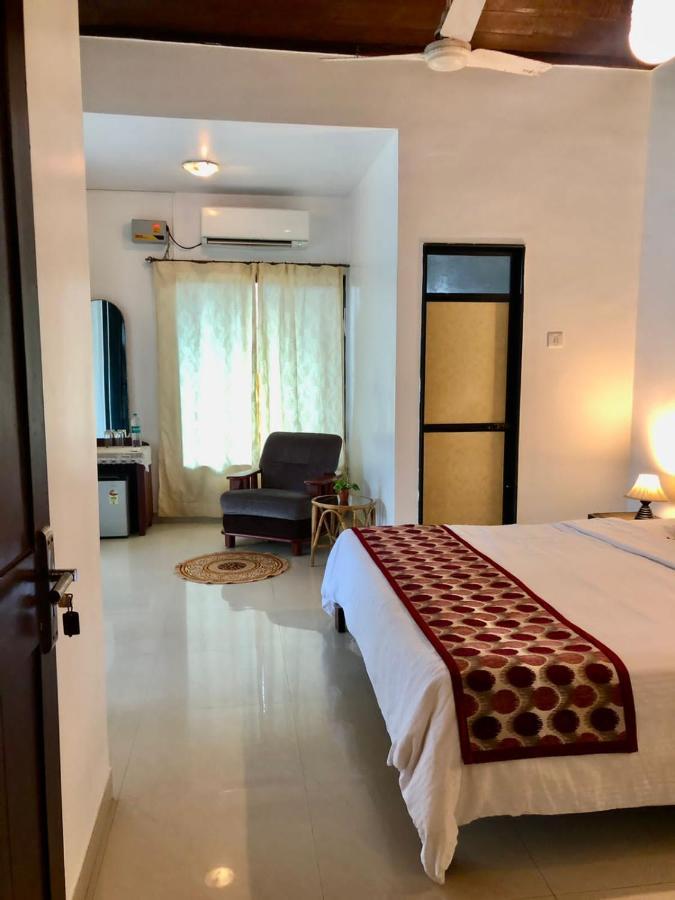 Shanu'S Seaside Inn - A Guesthouse, 100 Metres To Candolim Beach Eksteriør bilde